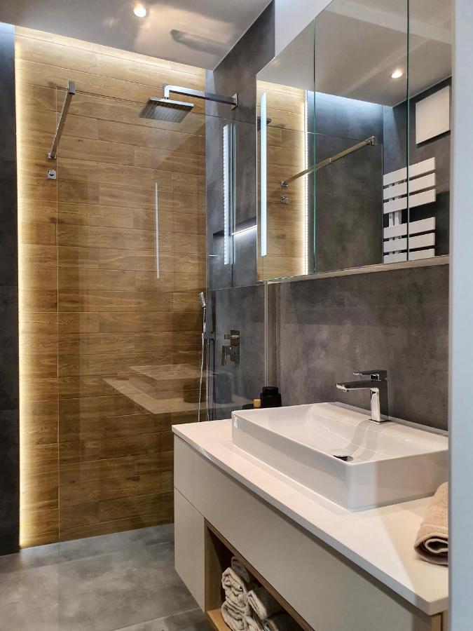 Luxury 2-Room Apartment In Praga-Polnoc Port Praski Варшава Экстерьер фото